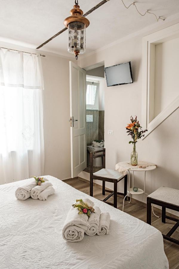 ניצה מונפראטו Villa Curte Nicia מראה חיצוני תמונה